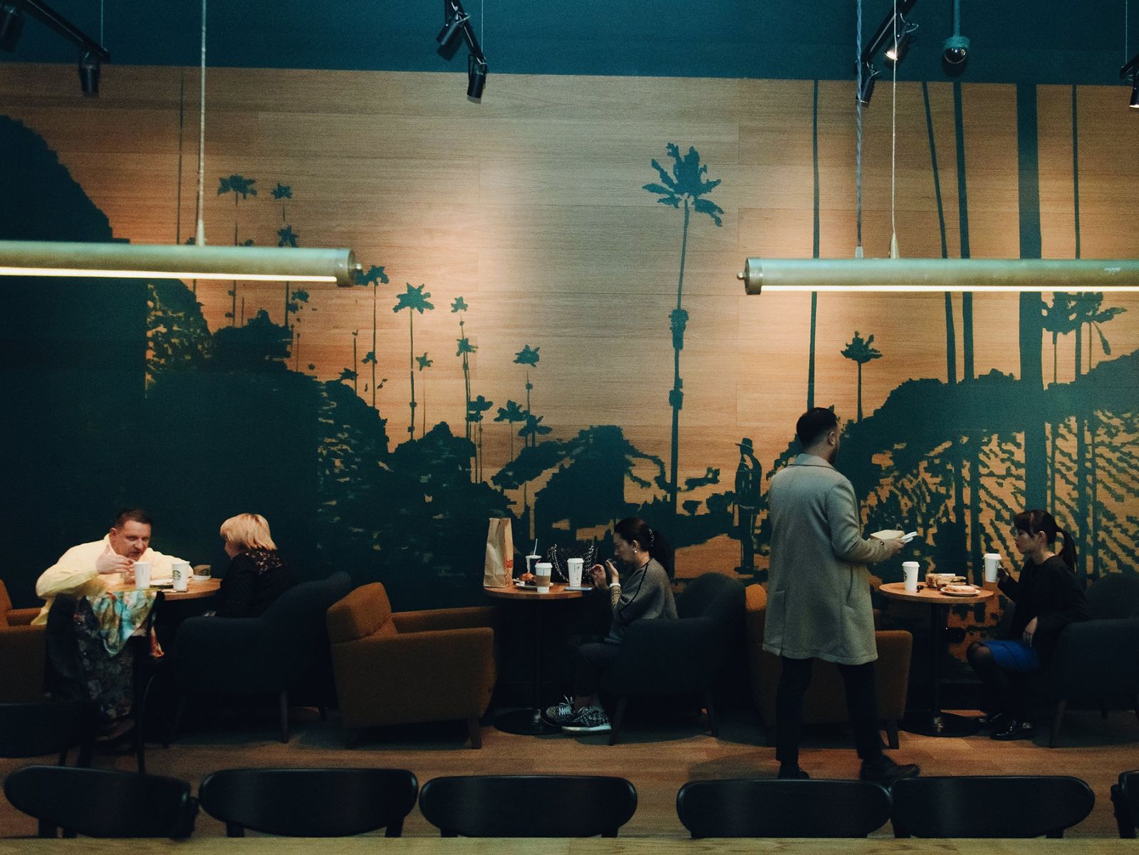 АТМОСФЕРНЫЙ STARBUCKS, КАК ТРЕТИЙ ДОМ ДЛЯ АСТАНЧАН